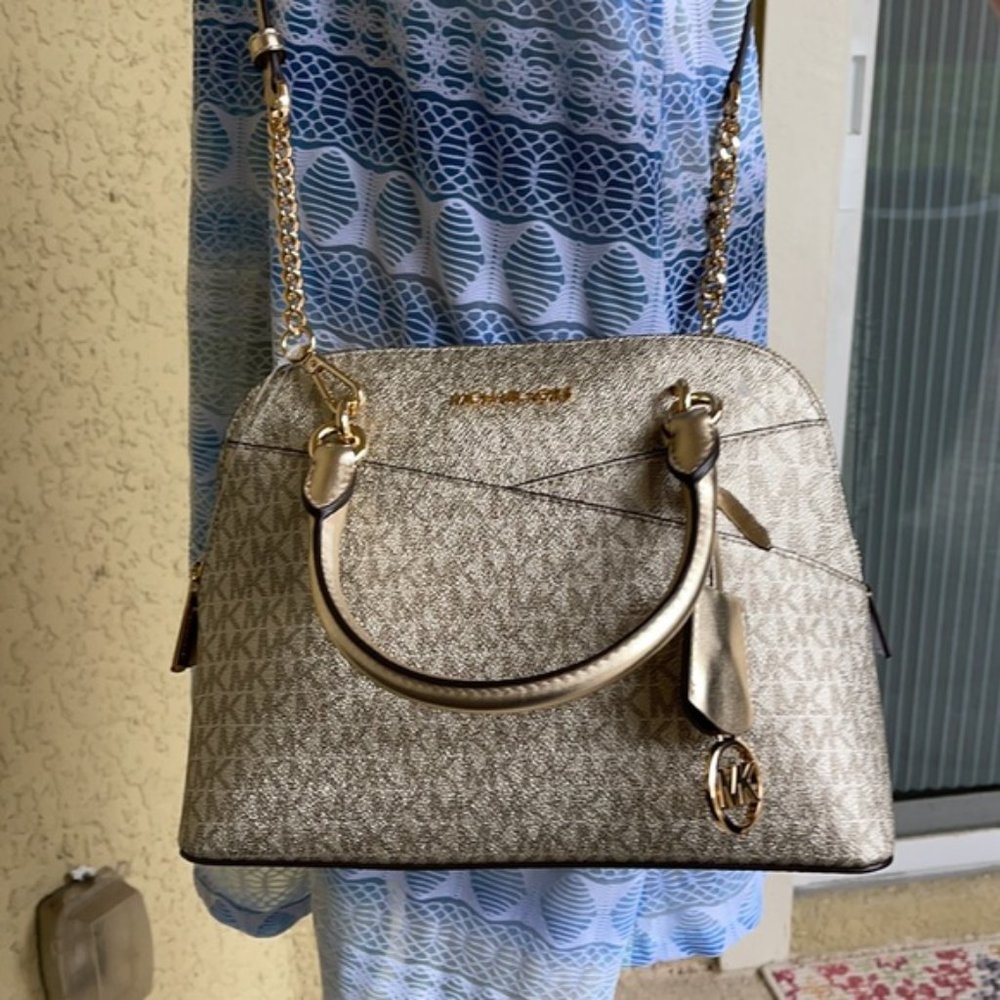 Michael Kors Jet Set Travel Medium Dome Crossbody Satchel Bag Pale Gold - Picture 12 of 16